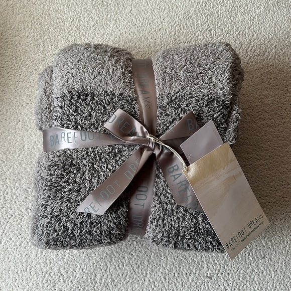 Barefoot Dreams Bedding Barefoot Dreams Warm Grey Carbon Luxe